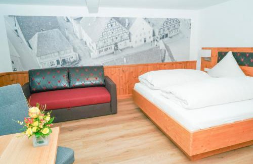 Neunkirchen am Brand Hotel | Discover Gasthof Zur Seku: Pet-Friendly Retreat with Dining