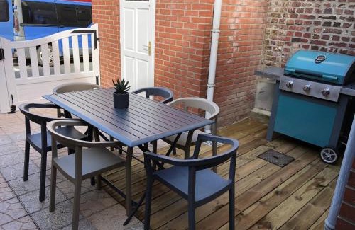 Mers-les-Bains House | Gaston Hotel: Family & Pet-Friendly Retreat with 9.6 Rating