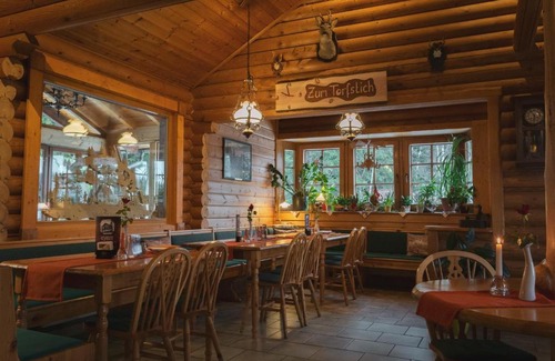 Kohlau Hotel | Cozy Stay at Gaststätte und Pension Zum Torfstich