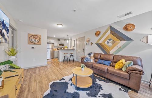 Huntsville Apartment | Cozy Western 1BR Apt with Free Parking & Fast WiFi