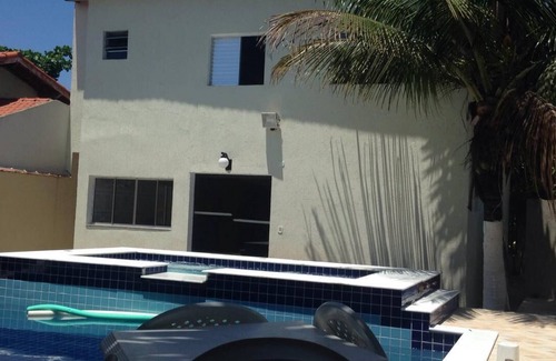 Peruibe House | Secure Retreat with Pool, Spa & Pet-Friendly Amenities