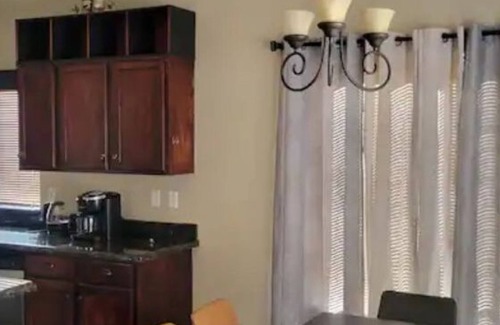 Maryvale House | Family-Friendly Retreat with 3 Beds Near Event Venues