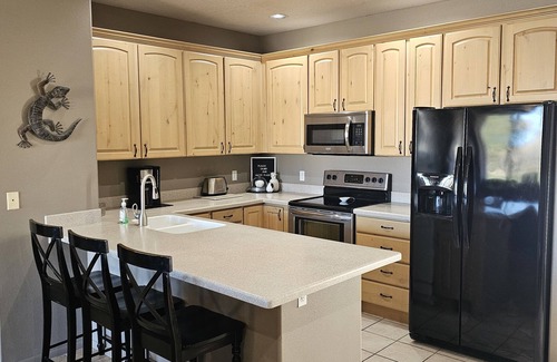 St. George Condo | Gated Golf Course Community Condo with Pool & Spa Access