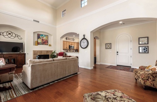 Talon Retreat House | Inviting Grayhawk Retreat with Pool & Golf Access