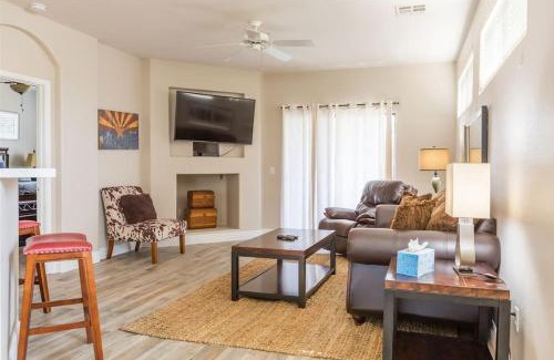 Fox Crossing House | Elegant Ocotillo Townhouse with Heated Pool & Spa