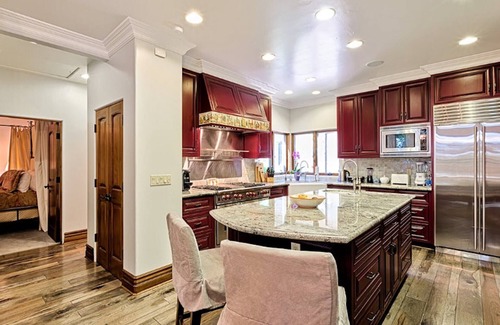 Los Angeles County Villa | Unbeatable Luxury Villa with Ocean View and Private Pool