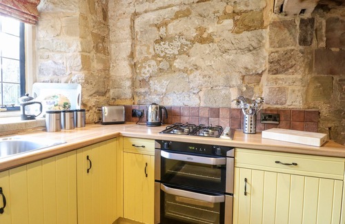 Polesworth Cottage | Gatehouse Croft: Pet Friendly with Breakfast & Kitchen Access