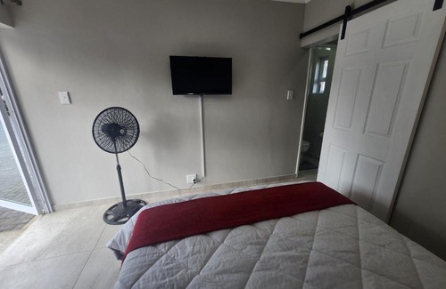 Vryheid House | Family-Friendly Gateway@134 Guesthouse with High Ratings