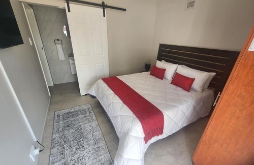 Vryheid House | Family-Friendly Gateway@134 Guesthouse with High Ratings