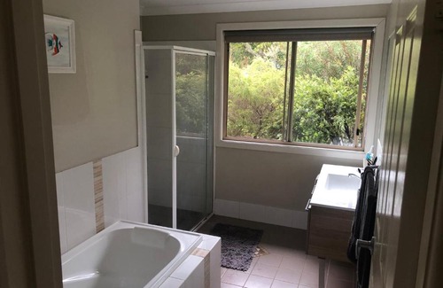 Fawcetts Plain House | Gateway: Family-Friendly Retreat with Pet Amenities