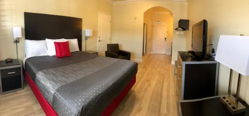 San Bruno Hotel | Family-Friendly Gateway Inn & Suites near San Francisco Airport