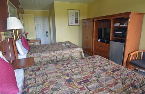 Red Bluff Hotel | Oceanfront Gateway Inn: Pet-Friendly and Family Welcoming