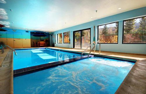 Mountain House House | Gateway Lodge 5030: Guest Rated 10/10 with Pool & Hot Tub