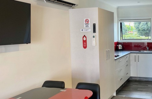 Whanganui Hotel | Welcoming Gateway Motor Lodge Wanganui: 4-Star Comfort