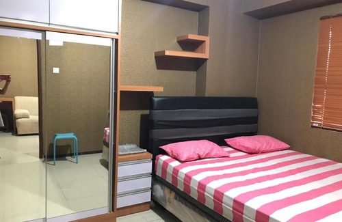 Cimahi Apartment | Gateway Pasteur Apartemen: Family-Friendly Stay with Pool