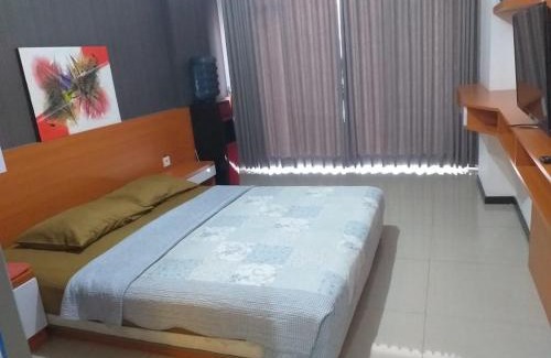 Cimahi Apartment | Budget-Friendly Gateway Pastuer with Pool and Restaurant