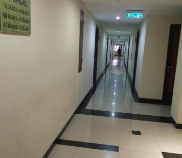 Cimahi Apartment | Budget-Friendly Gateway Pastuer with Pool and Restaurant