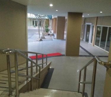 Cimahi Apartment | Budget-Friendly Gateway Pastuer with Pool and Restaurant