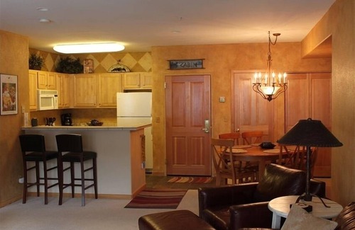 Mountain House Condo | Gateway River Run: Guest Rated 10/10, Walk to Lifts & Views