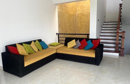 Seeduwa - Katunayake Bed & Breakfast | Gateway terrace CMB Airport katunayake