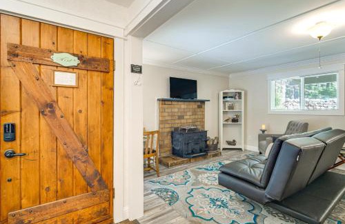 Klamath Lake House | Gateway to Crater Lake Cabin in Klamath Falls!