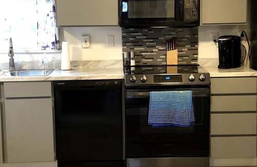 Sheridan House | Discover Downtown Sheridan: Pet-Friendly & Scenic Stays