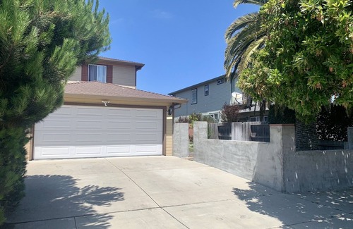 Marina House | Oceanfront Retreat: 4BR Home Near Monterey Peninsula