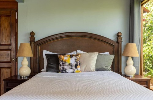 Tilaran House | Discover Gateway to Paradise: 4-Star Pet-Friendly Retreat