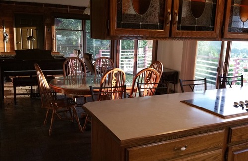 West Colorado Springs House | Explore Gateway to Pikes Peak & Garden of the Gods