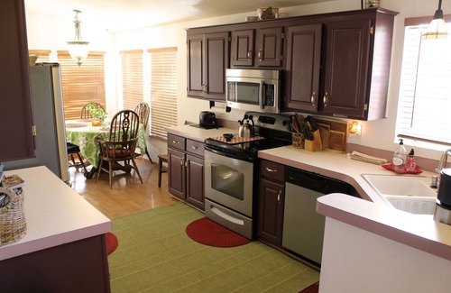 Parks House | Explore Grand Canyon Gateway with Pet-Friendly Amenities
