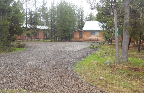 Island Park Cabin | Gateway To Yellowstone Park: Unforgettable Outdoor Escapes