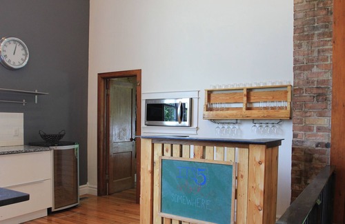 LaPorte House | Gather in Laporte for families and retreats