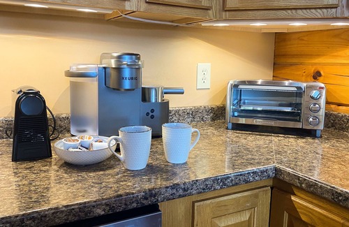 Bostic Cabin | Relax and Unwind at Whispering Pines Cabin - Guest Rated 10/10