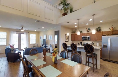 Oviedo Villa | Spacious 5-Bedroom Retreat with Loft & Pet-Friendly Perks