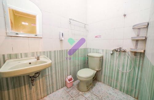 Semarang Hotel | Gatsu Residence by Yurooms