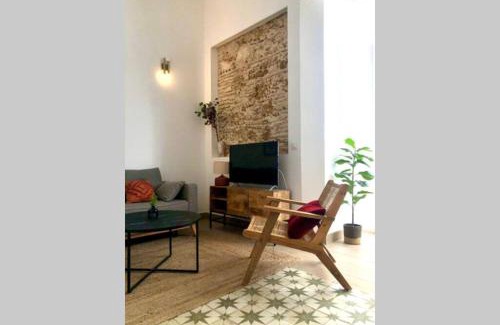 Old Town Apartment | Kid-Friendly Retreat at GATU PREMIUM Villa Libertad