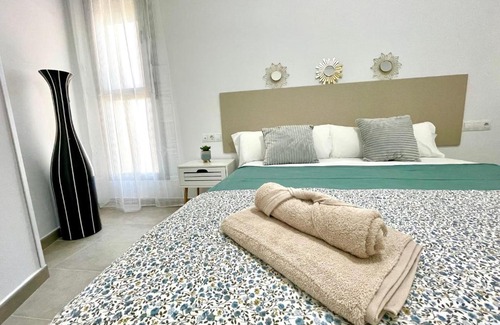 Cadiz Apartment | Oceanview GATU Villa Camarote Near Private Beach