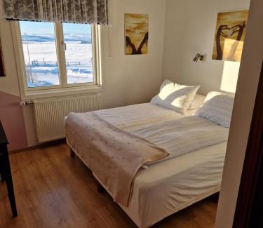 Hvammstangi House | Gauksmýri Guesthouse: Family-Friendly Stay with Breakfast
