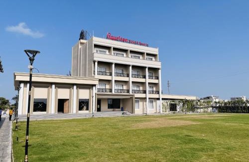 Ujjain Hotel | Discover GAURISON HOTEL & RESORTS: Family-Friendly Getaway