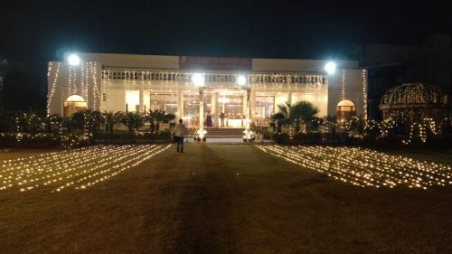 Bahadurgarh Hotel | Gauriyya Tourist Resort