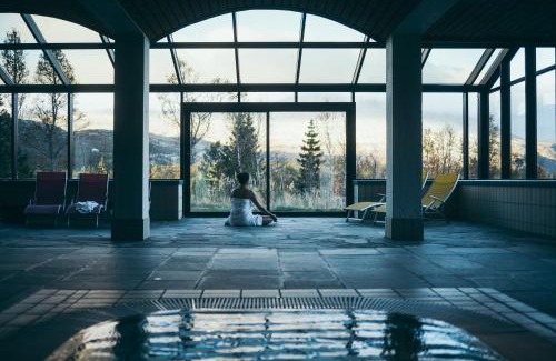 Atra Hotel | Inviting Gaustablikk Fjellresort with Spa and Ocean Views