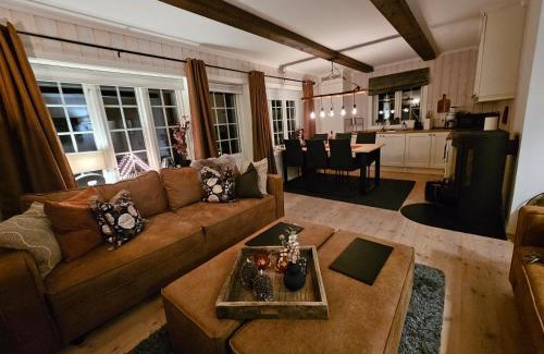 Atra Apartment | Inviting Gaustatoppen View Apartment: Family & Pet Friendly