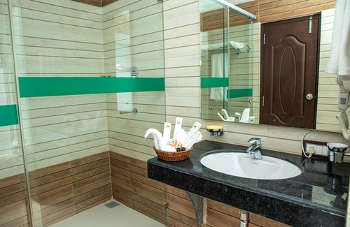 Siddharthanagar Hotel | Relax at Gautam Buddha Airport Hotel with Pool & Spa