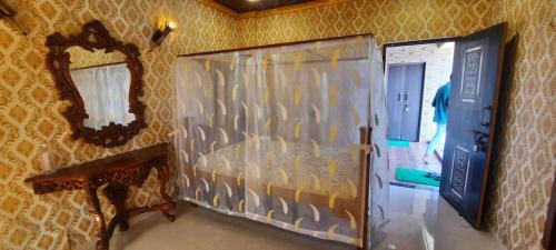 Palghar House | Gautami Villa: Guest Rated 10/10 with Ocean Views & Pool