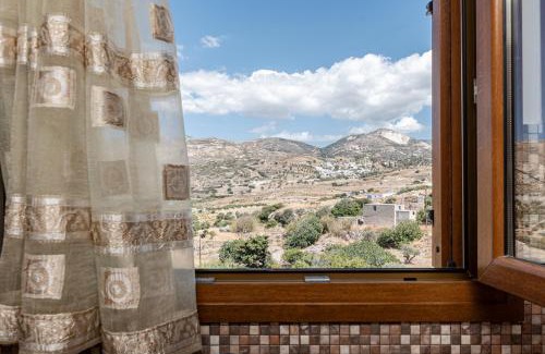 Melanes Apartment | Discover Gavriella House: A Comfortable 4-Star Getaway