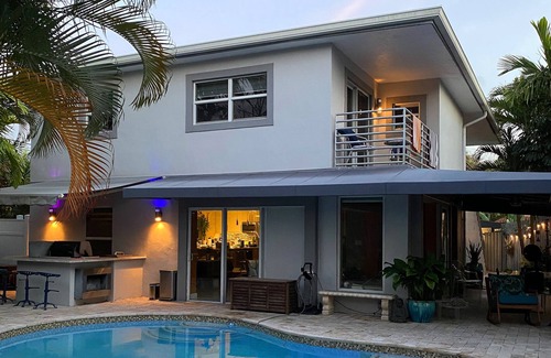 South Middle River House | Exclusive Poolside Retreat Near Wilton Manors for Gay Men