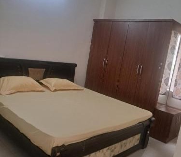 HITEC City Apartment | Family-Friendly Retreat at Gayathri Heights Awaits You