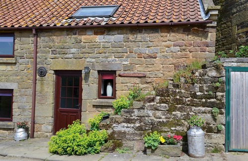 North York Moors National Park Cottage | Pet-Friendly 2 Bedroom Accommodation in Rosedale, Ontario