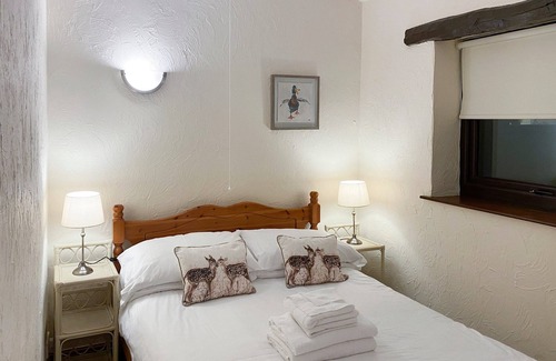 North York Moors National Park Cottage | Cozy 2-Bedroom Stay in Rosedale, Perfect for Families