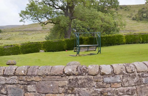 North York Moors National Park Cottage | Comfortable 2-Bedroom Stay in Rosedale, Near Pickering